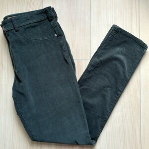 Pilcro and the Letterpress Corduroy Skinny Pant. Size 32. Olive Green.